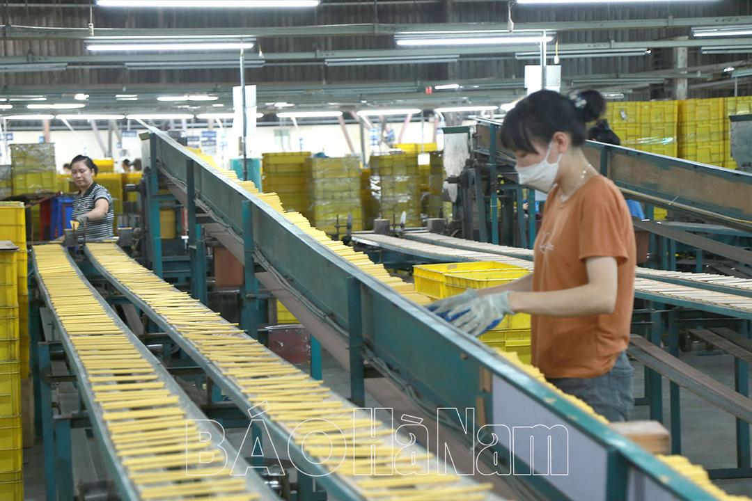 Nhiều giải pháp tạo việc làm cho người lao động ở Bình Lục