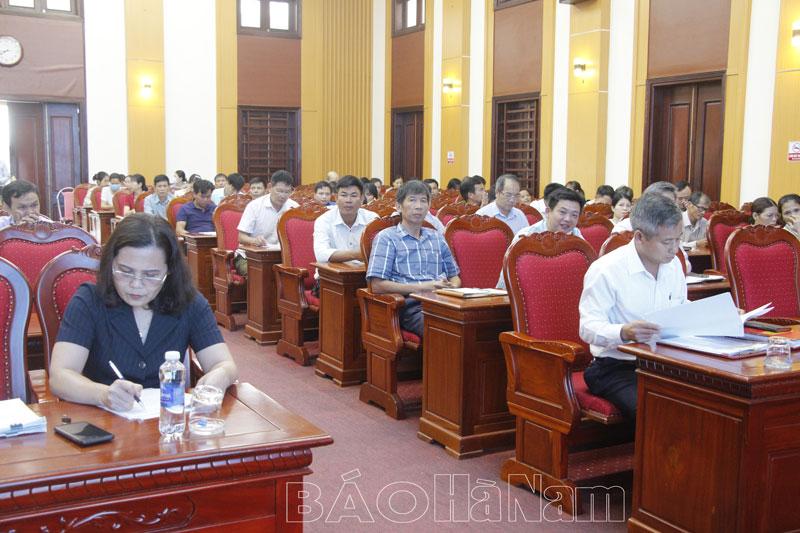 Kim Bảng tập huấn nghiệp vụ rà soát hộ nghèo, hộ cận nghèo năm 2022