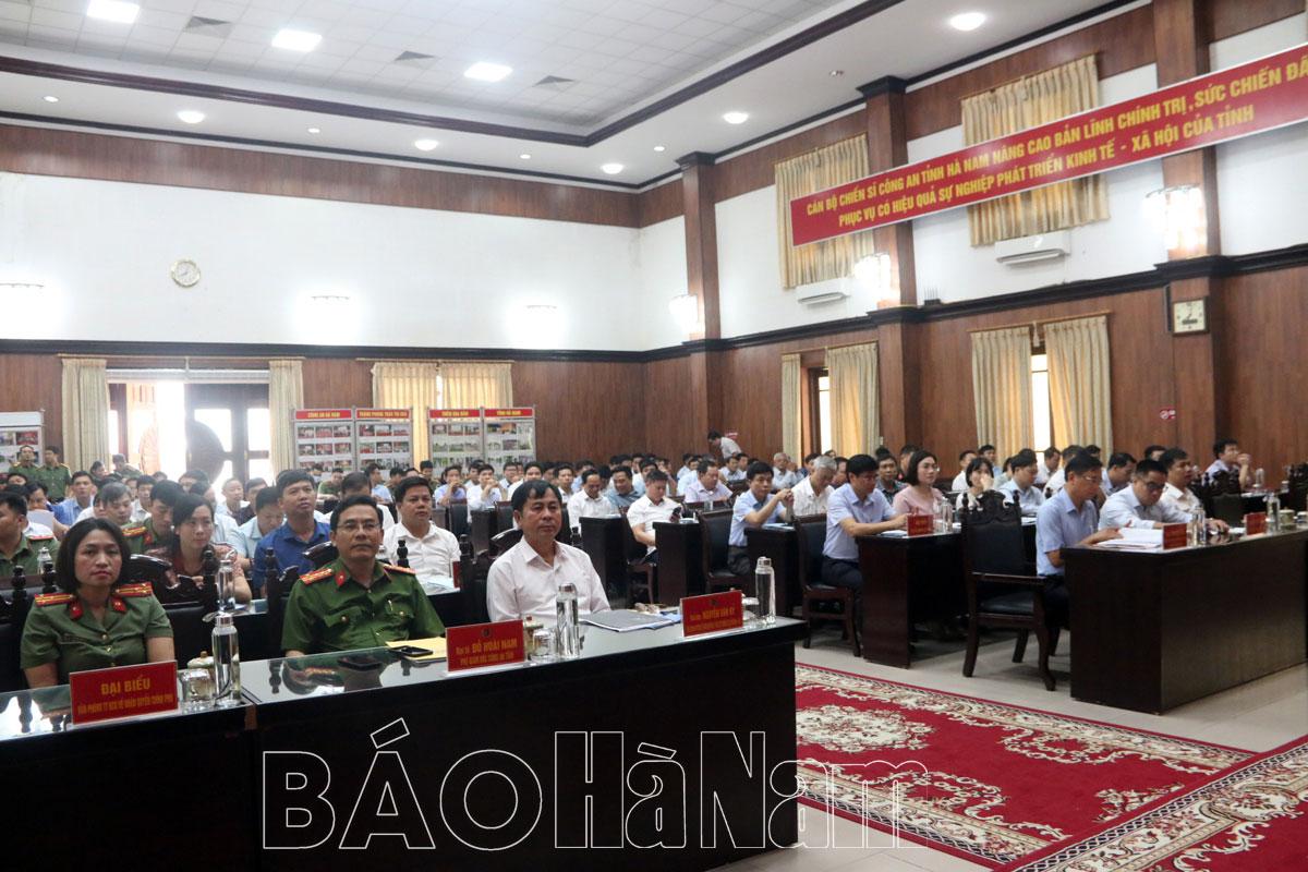 Hơn 400 đại biểu tham dự hội nghị tập huấn công tác bảo đảm, đấu tranh về nhân quyền