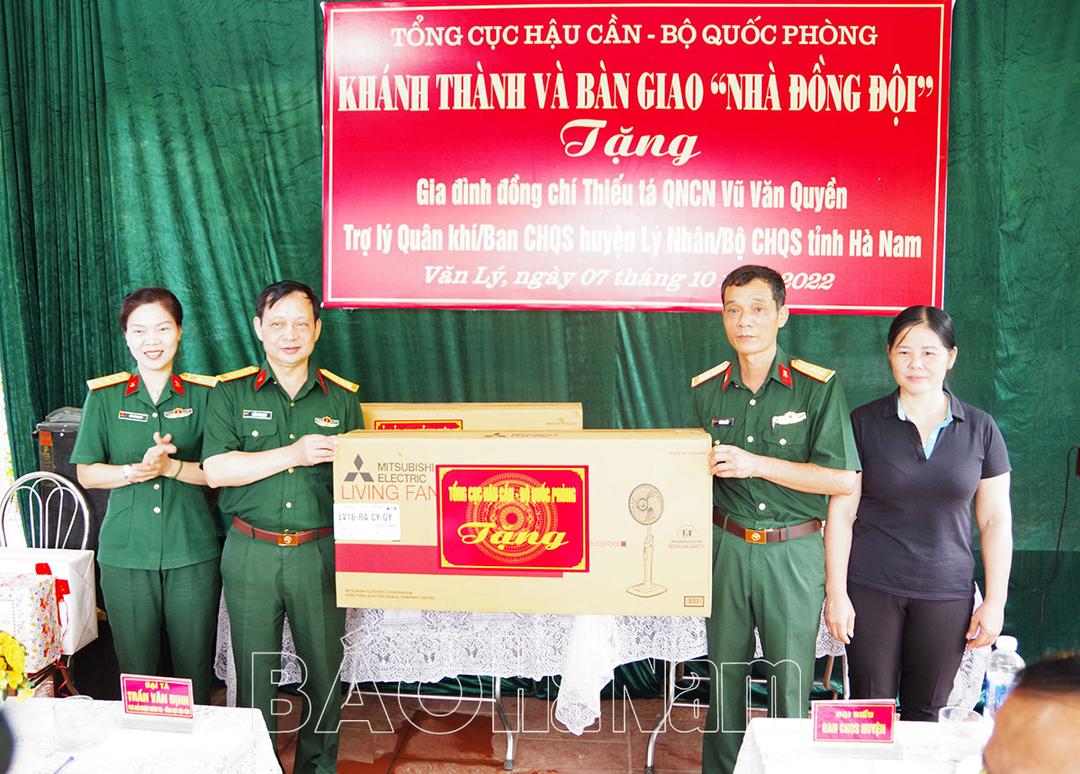 Ban CHQS huyện Lý Nhân phối hợp khánh thành bàn giao “Nhà đồng đội”