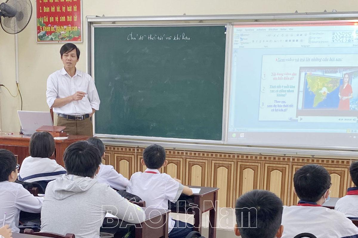 Khắc phục khó khăn trong giảng dạy các môn tích hợp ở cấp THCS