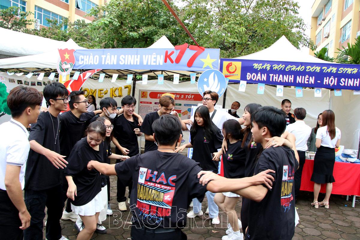 Trường Đại học Công nghiệp Hà Nội tổ chức Ngày Hội nhập học tại Hà Nam