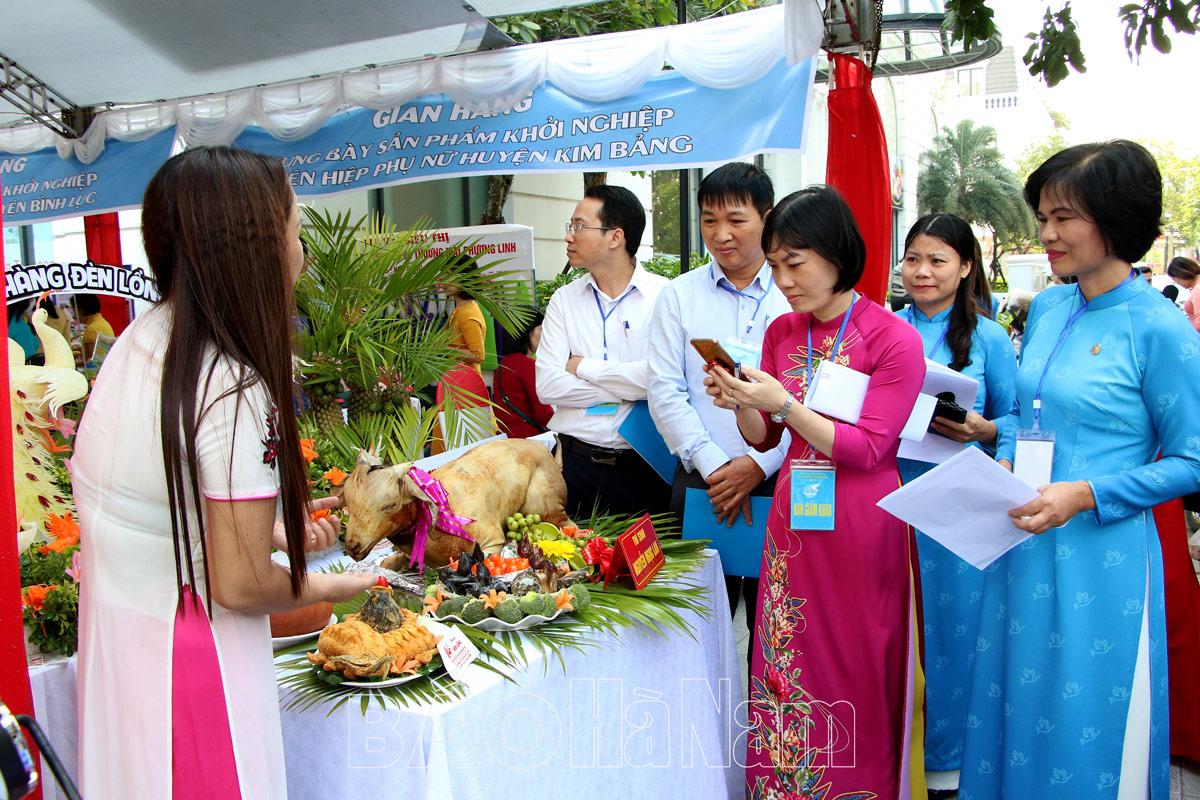 Khai mạc Hội thi Ngày hội phụ nữ khởi nghiệp 2022