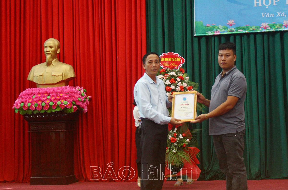 Ra mắt Hợp tác xã Khải An (Văn Xá) chuyên về chăn nuôi lợn