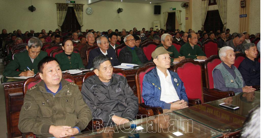 Hội CCB Phủ Lý bồi dưỡng lý luận chính trị, tập huấn công tác hội năm 2022