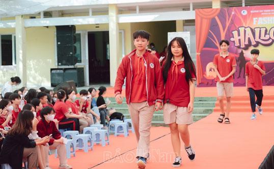 Sôi động Lễ hội Halloween 2022 của cô trò Trường THCS và THPT Nguyễn Tất Thành Hà Nam