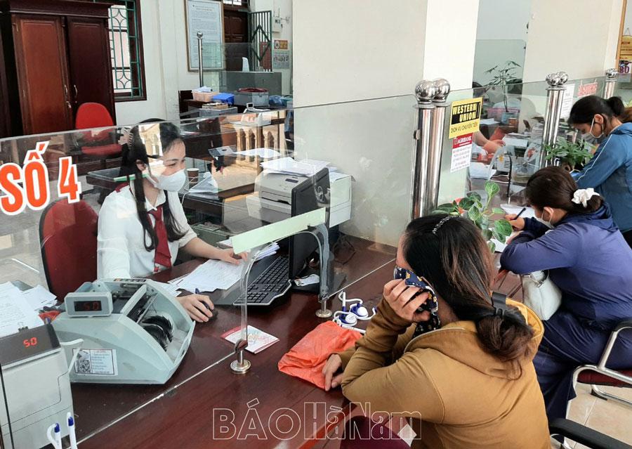 Các ngân hàng thương mại hướng đến thị trường cho vay tiêu dùng cuối năm