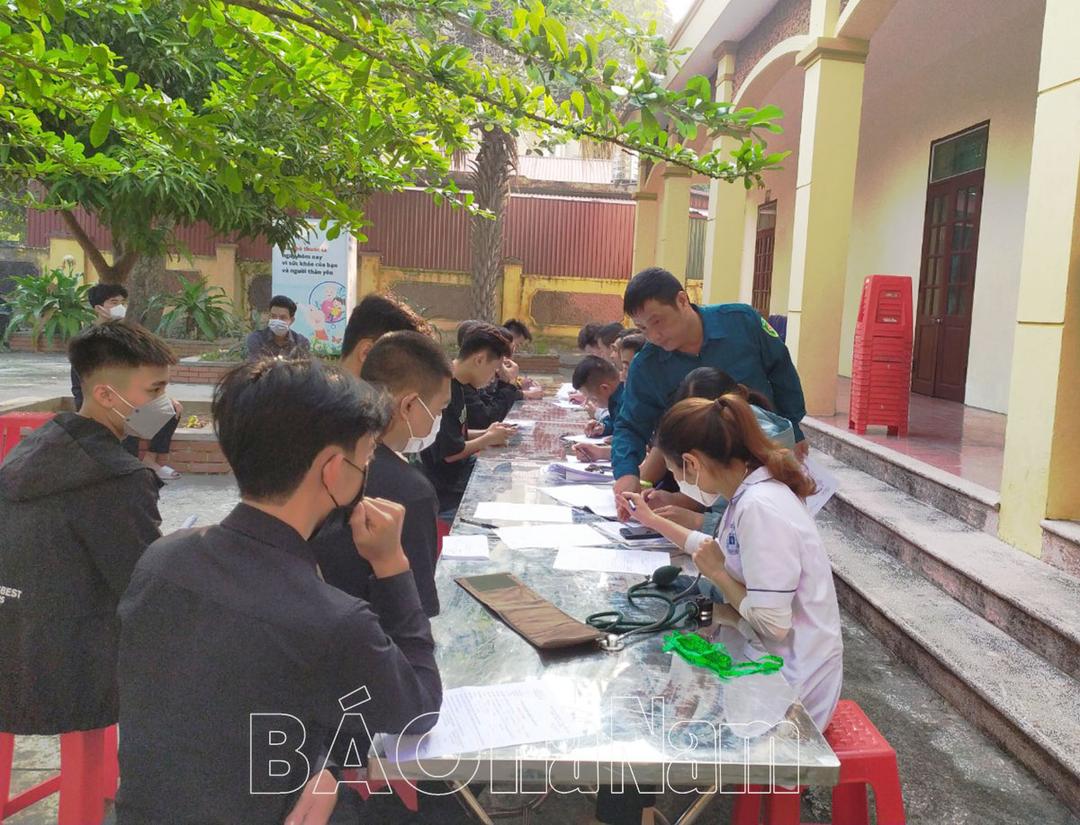 Lý Nhân sơ tuyển nghĩa vụ quân sự hơn 1 nghìn thanh niên trong độ tuổi nhập ngũ