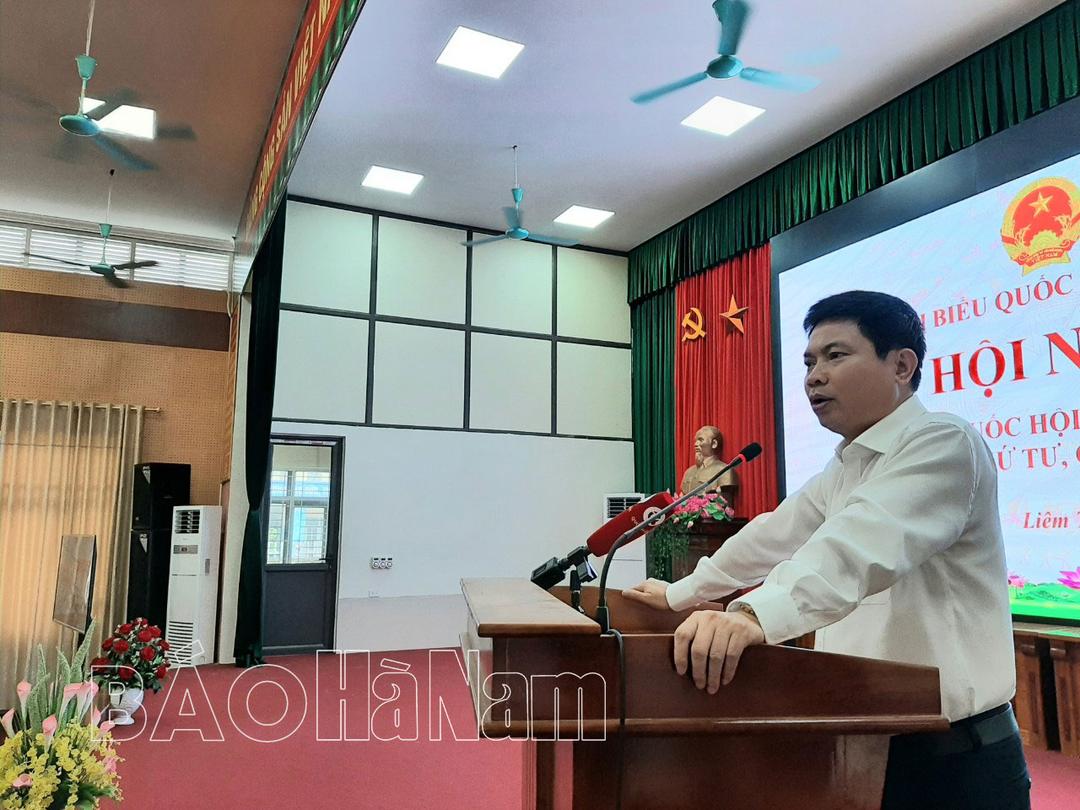 Đồng chí Chủ tịch UBND tỉnh Trương Quốc Huy tiếp xúc cử tri xã Liêm Tuyền