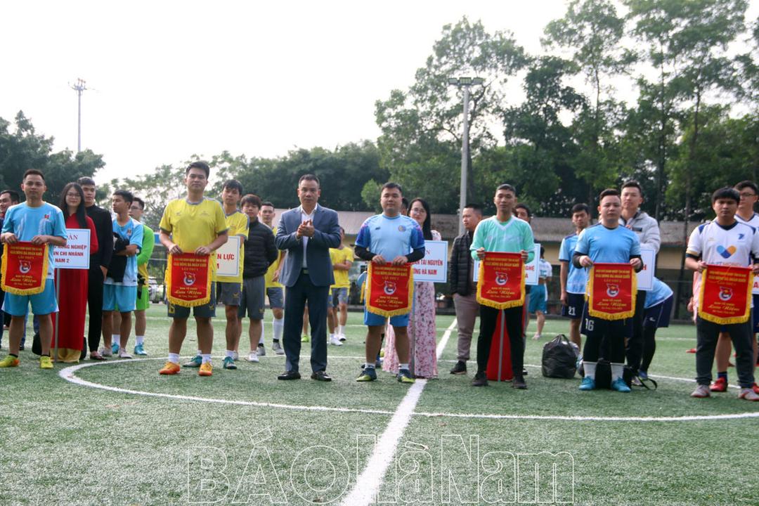 Khai mạc giải bóng đá Đoàn Khối doanh nghiệp tỉnh Hà Nam lần thứ Nhất