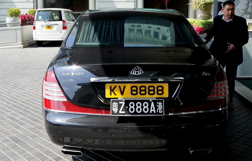 Giới nhà giàu Hong Kong đua nhau bỏ hàng triệu USD mua biển số đẹp