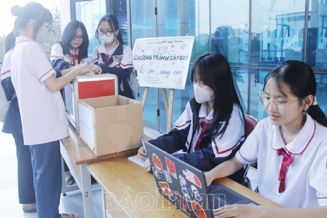 Phát triển đa dạng các CLB dành cho học sinh ở Trường THPT chuyên Biên Hòa