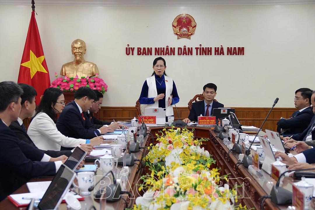 Ngày làm việc thứ 2, HĐND tỉnh: Các đại biểu thảo luận tổ nhiều nội dung quan trọng