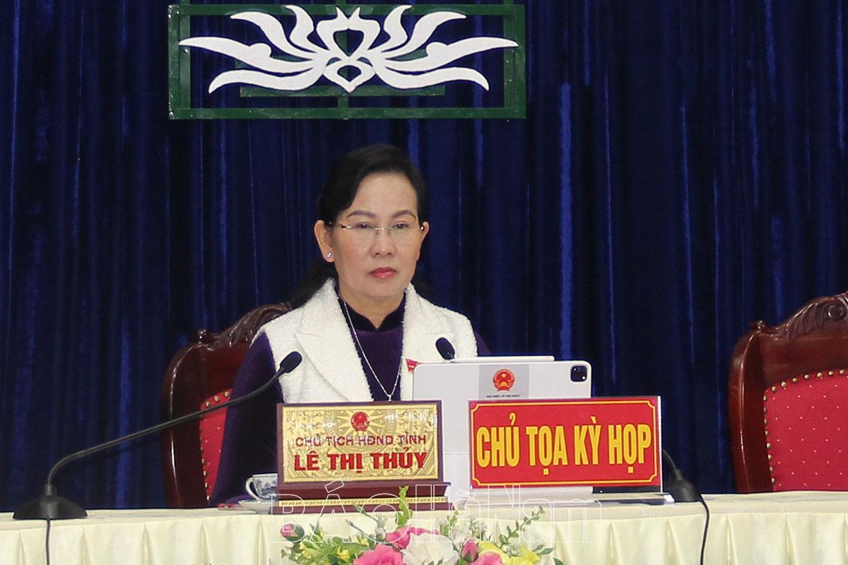 Nhiều nội dung "nóng" về kinh tế- xã hội được nêu tại phiên chất vấn và trả lời chất vấn ngày làm việc thứ ba, HĐND tỉnh