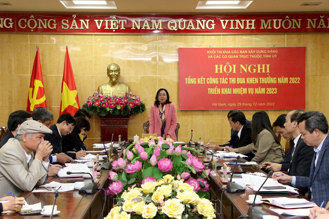 Khối Thi đua các Ban XDĐ và các cơ quan trực thuộc Tỉnh ủy tổng kết công tác năm 2022