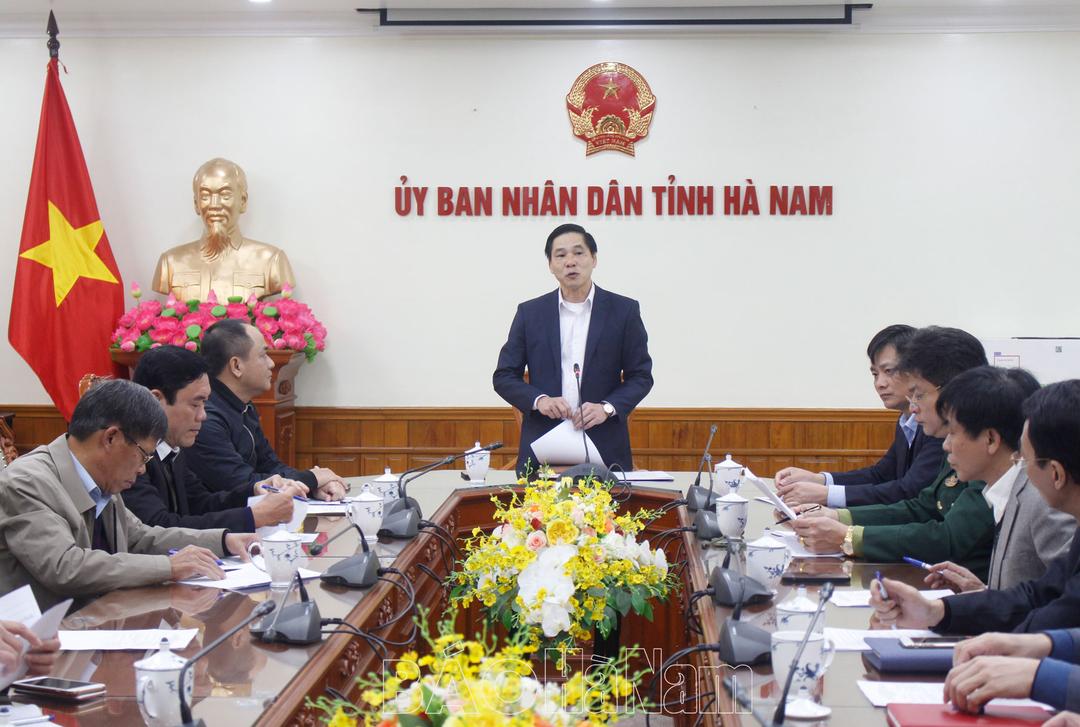 UBND tỉnh nghe báo cáo công tác chuẩn bị chương trình Vinh danh các nghệ sĩ tiêu biểu năm 2022