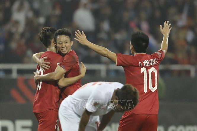AFF Cup 2022: Thắng Myanmar 3-0, Việt Nam gặp Indonesia ở bán kết