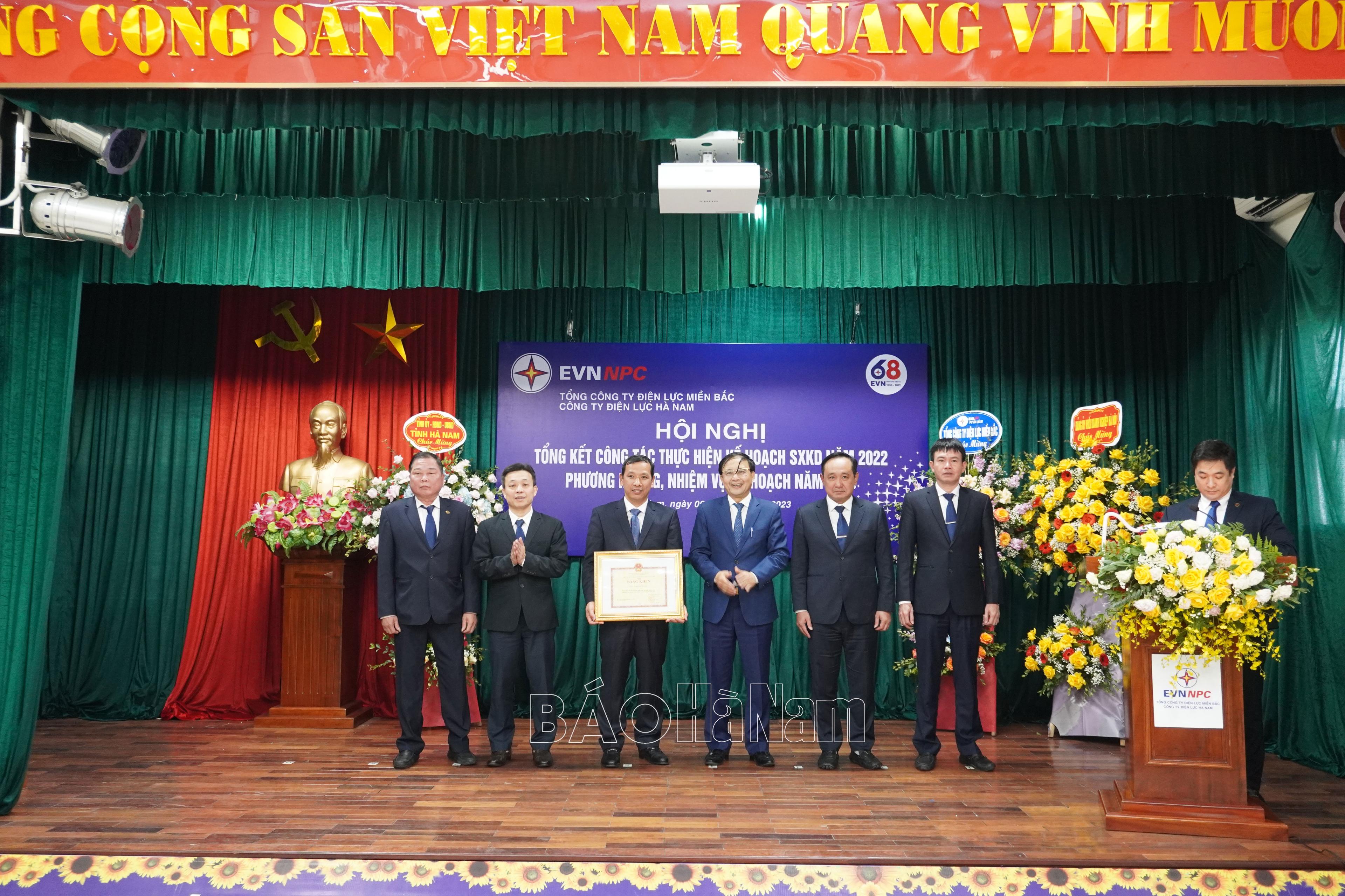 Công ty Điện lực Hà Nam triển khai nhiệm vụ năm 2023.