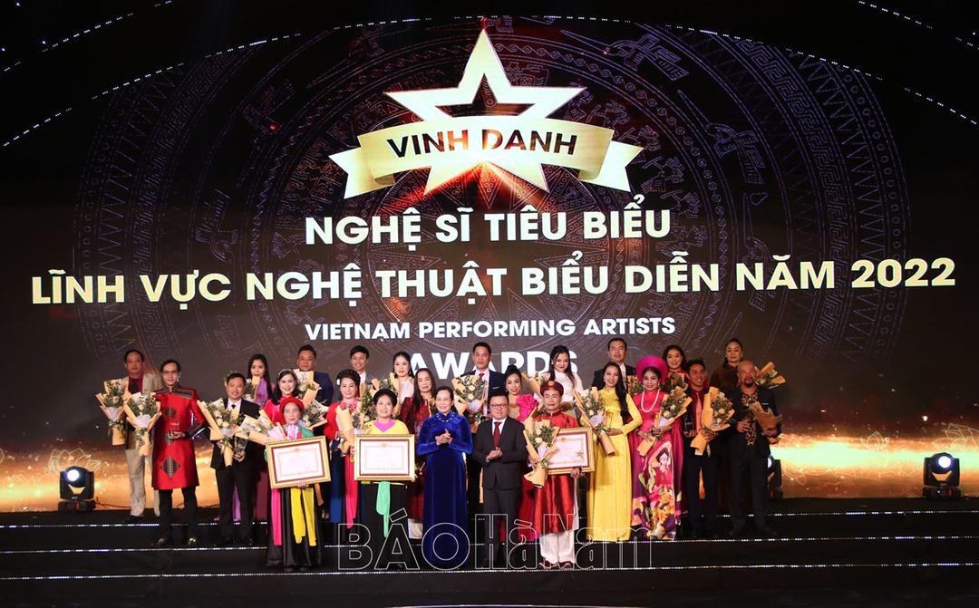 Vinh danh các nghệ sĩ tiêu biểu lĩnh vực nghệ thuật biểu diễn năm 2022