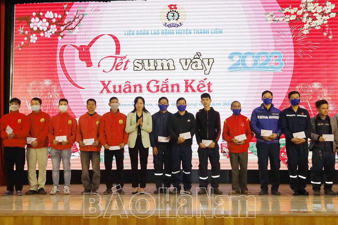 Liên đoàn Lao động huyện Thanh Liêm tổ chức "Tết sum vầy - Xuân gắn kết" năm 2023