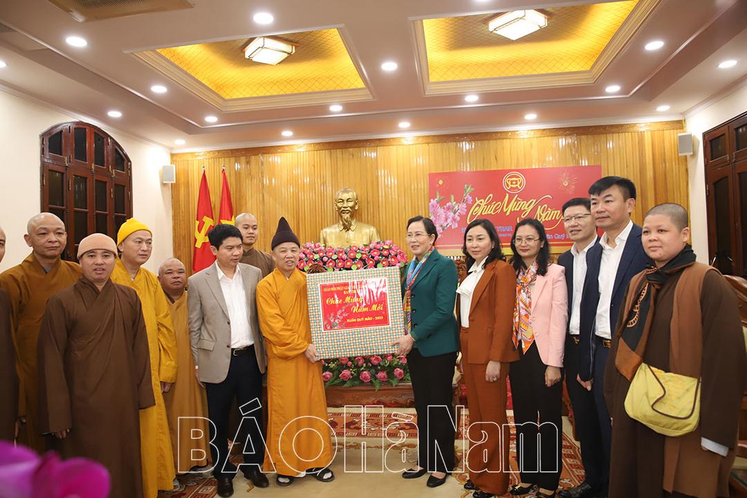 Hoà thượng Thích Thanh Quyết thăm, chúc Tết tỉnh Hà Nam