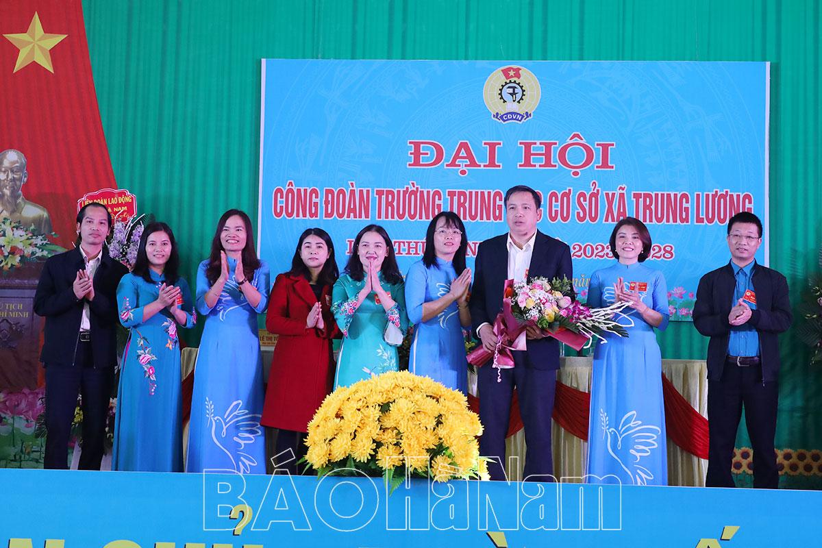 Đại hội Công đoàn cơ sở Trường THCS Trung Lương nhiệm kỳ 2023-2028