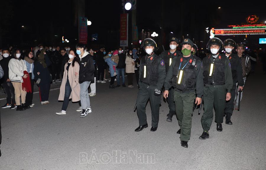 Công an Hà Nam bảo đảm an ninh trật tự đêm giao thừa Quý Mão 2023