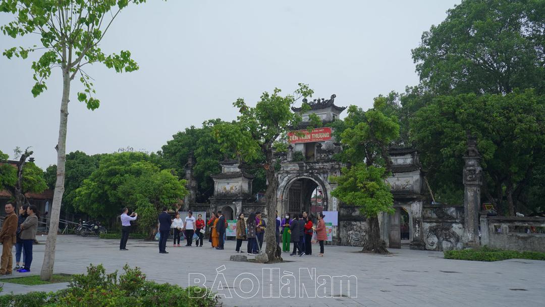Chủ tịch UBND huyện Lý Nhân Nguyễn Đức Nhương: Lễ Phát lương đền Trần Thương năm 2023 do nhân dân tổ chức