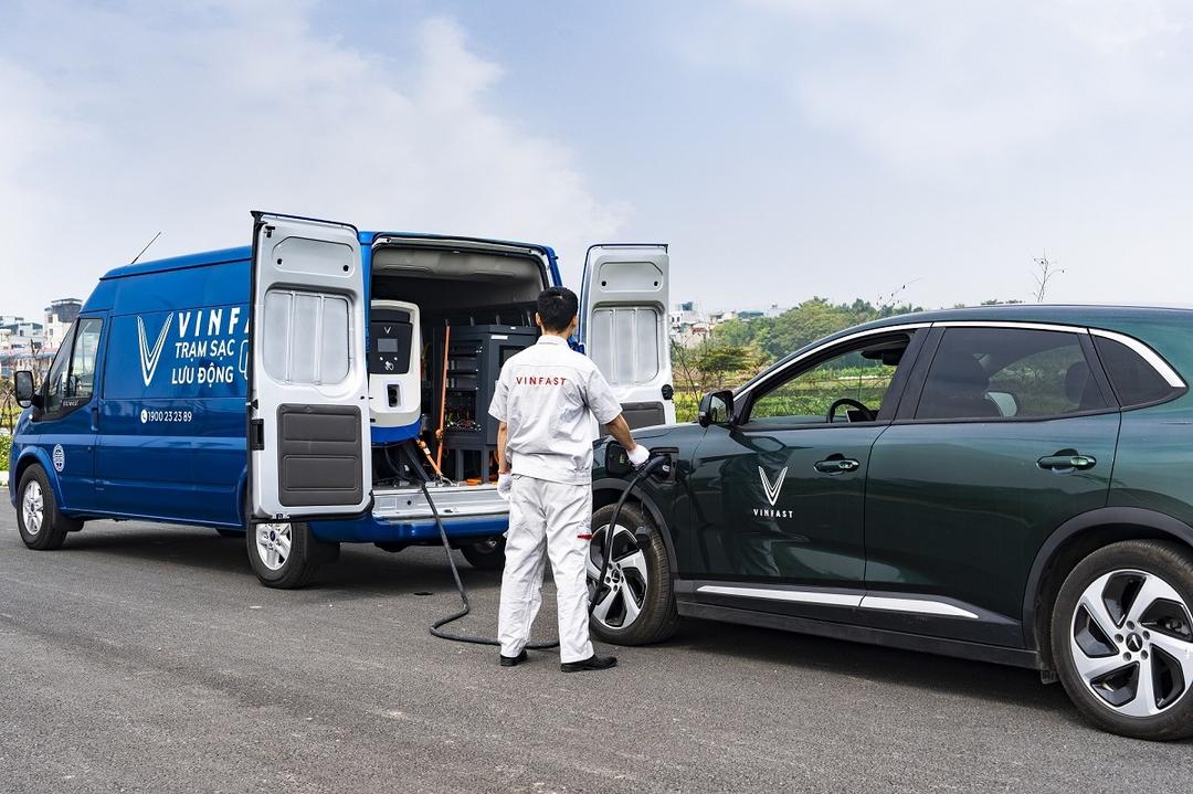 Vinfast triển khai dịch vụ pin lưu động 24/7 trên toàn quốc