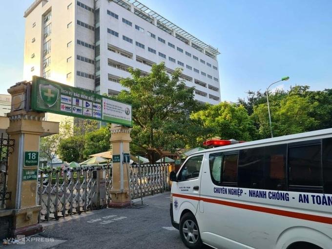 Bệnh viện Việt Đức hạn chế phẫu thuật từ ngày 1/3