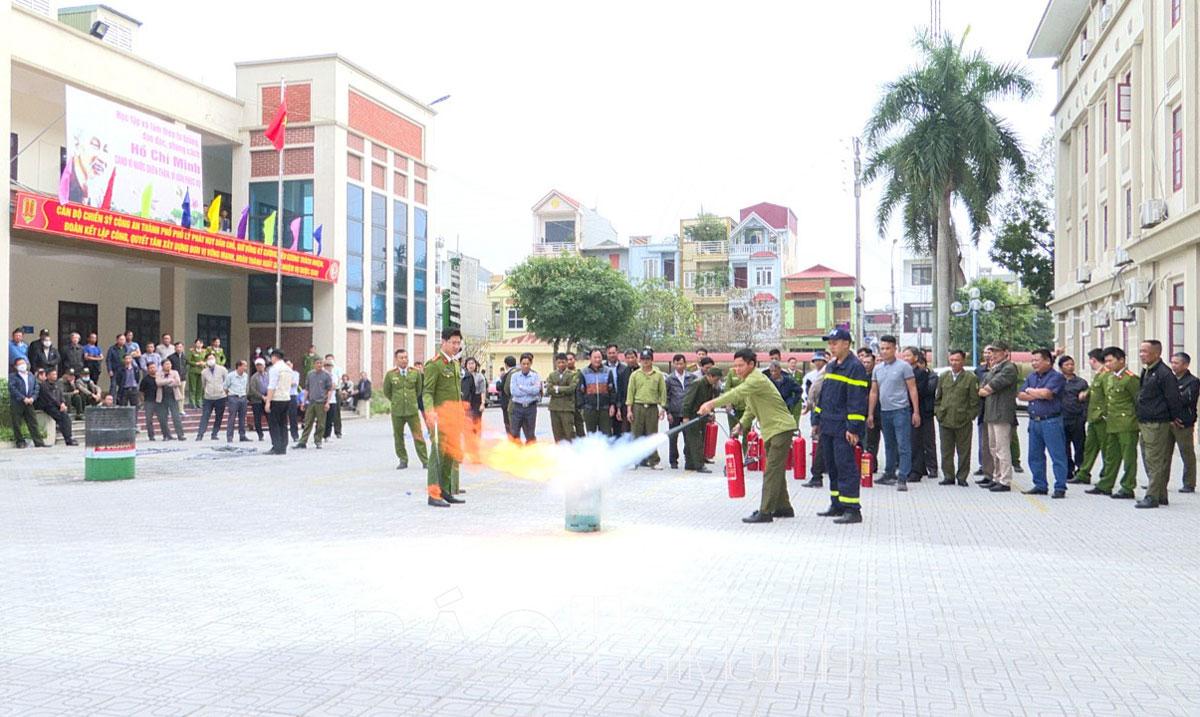 Phủ Lý tổ chức tập huấn nghiệp vụ công tác PCCC và CNCH