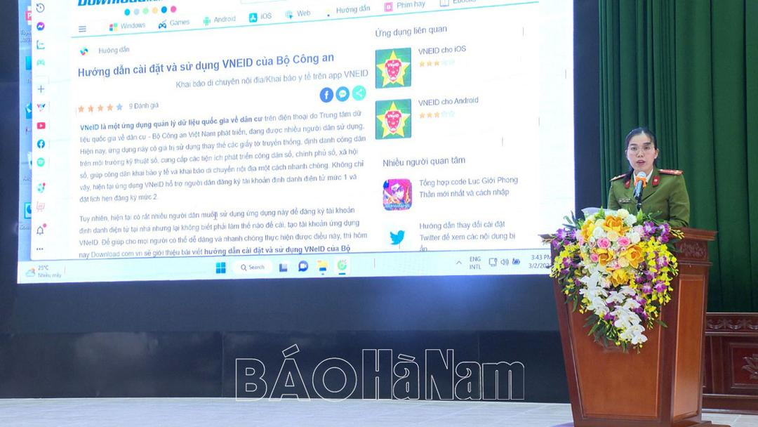 Tuyên truyền, hướng dẫn người dân cài đặt ứng dụng VNeID, kích hoạt định danh điện tử