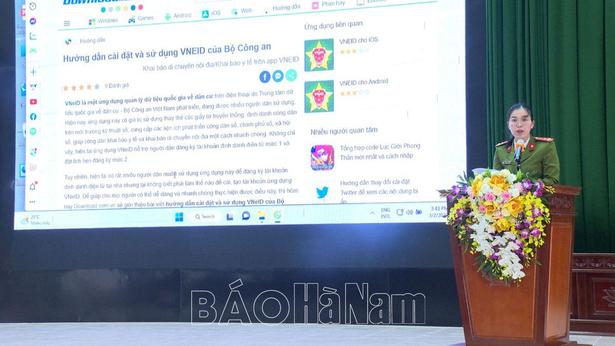 Tuyên truyền, hướng dẫn người dân cài đặt ứng dụng VNeID, kích hoạt định danh điện tử