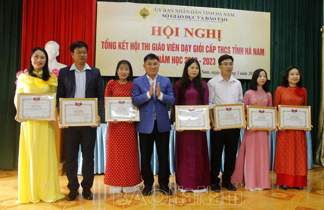 96 giáo viên đạt danh hiệu Giáo viên dạy giỏi cấp THCS tỉnh Hà Nam năm học 2022- 2023