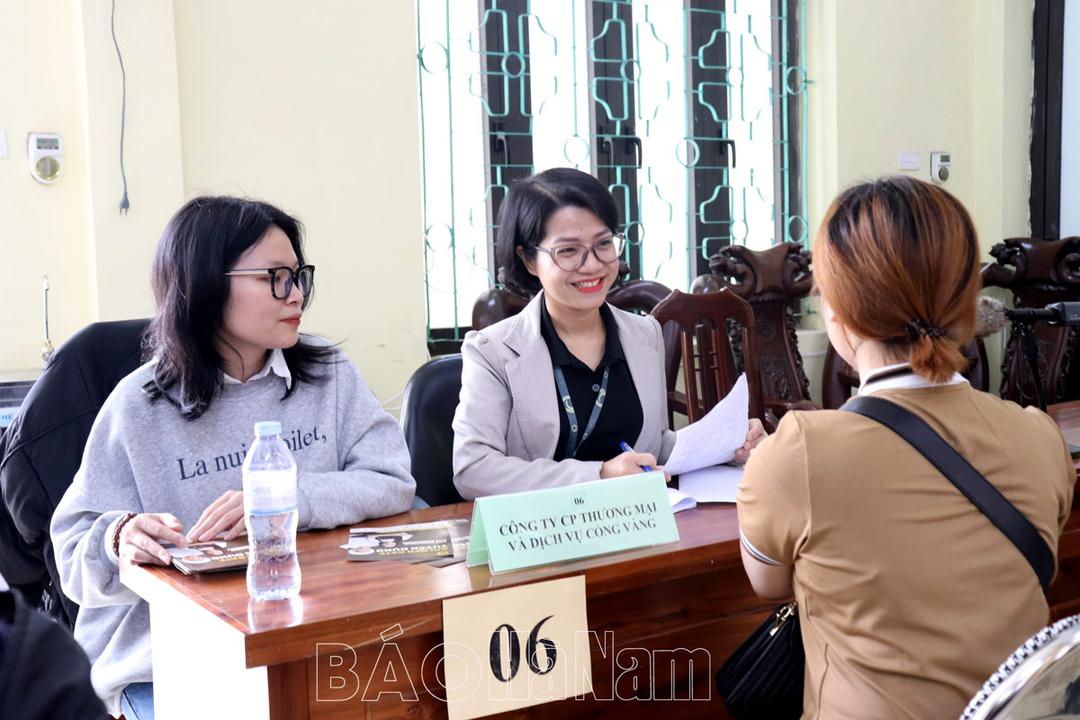 Trung tâm dịch vụ việc làm Hà Nam tích cực đổi mới các hình thức hoạt động kết nối cung - cầu