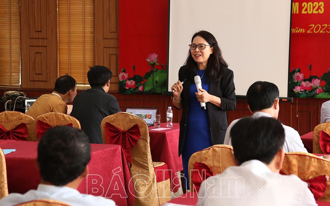 Tập huấn nghiệp vụ, cập nhật kiến thức cho cán bộ chủ chốt HTX