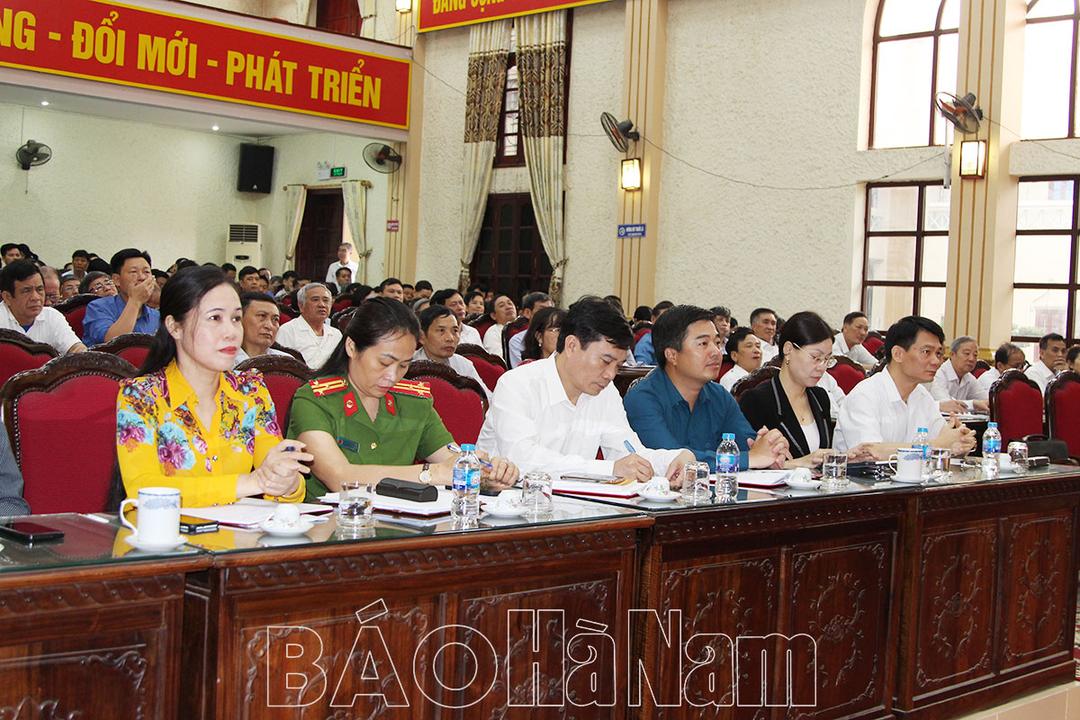 Thành ủy Phủ Lý bồi dưỡng nghiệp vụ công tác Đảng cho đội ngũ bí thư chi bộ