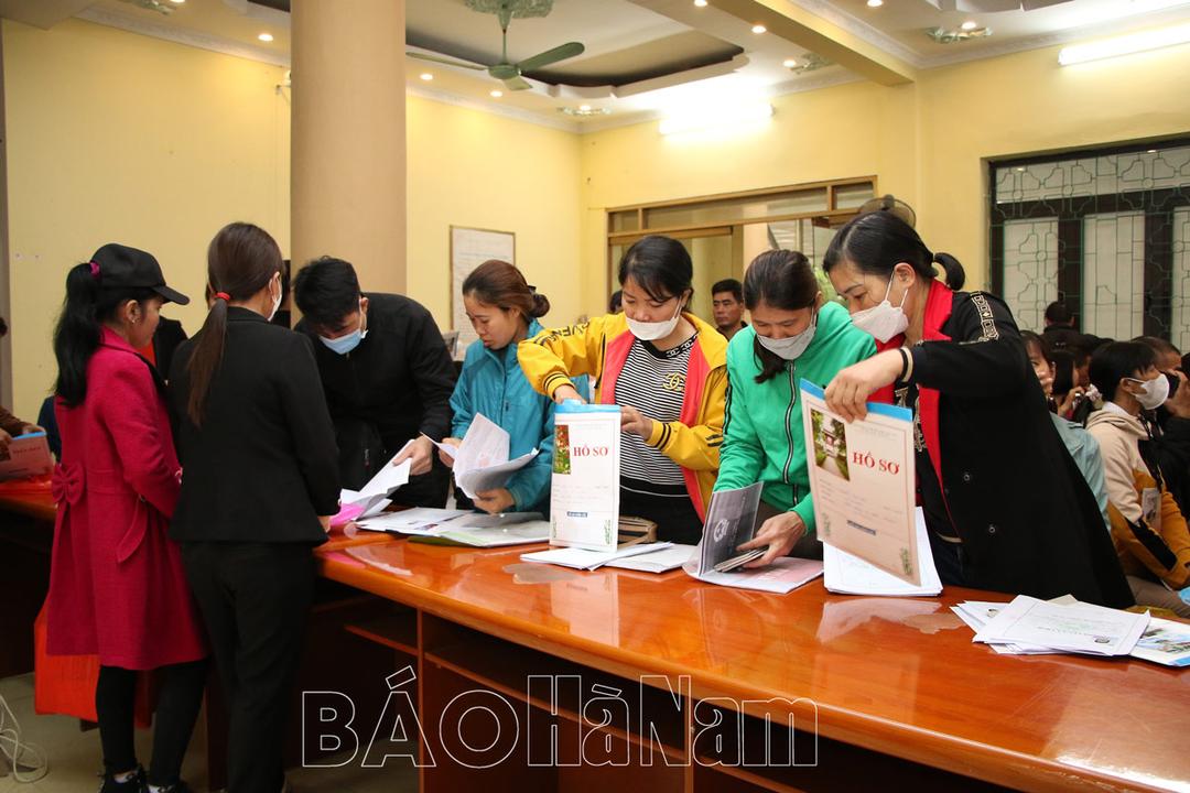 Gần 300 lao động đăng ký đi xuất khẩu lao động thời vụ tại Hàn Quốc