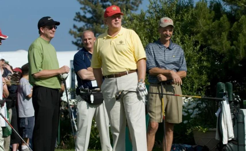 Cuộc gặp trên sân golf khiến ông Trump trở thành cựu Tổng thống Mỹ đầu tiên bị truy tố