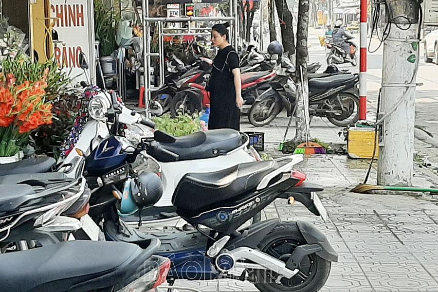 Kiên quyết giải tỏa vi phạm vỉa hè, trả lại không gian cho người đi bộ