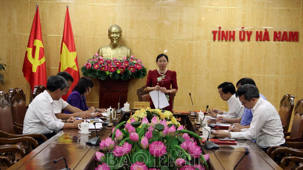 Thường trực Tỉnh ủy làm việc với lãnh đạo các cơ quan tham mưu, giúp việc Tỉnh ủy