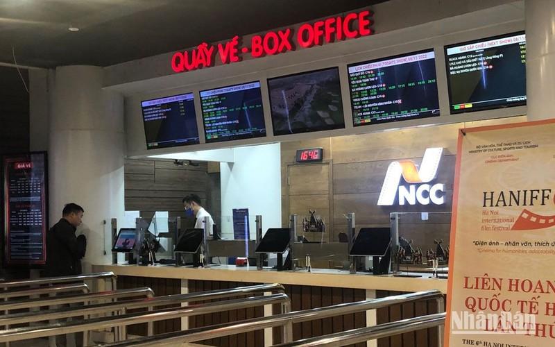 Quy định tiêu chí phân loại phim và thực hiện hiển thị mức phân loại phim, cảnh báo