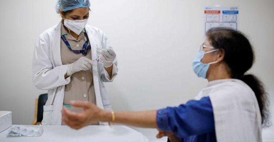 Tại sao một người có thể tái mắc Covid-19 nhiều lần?