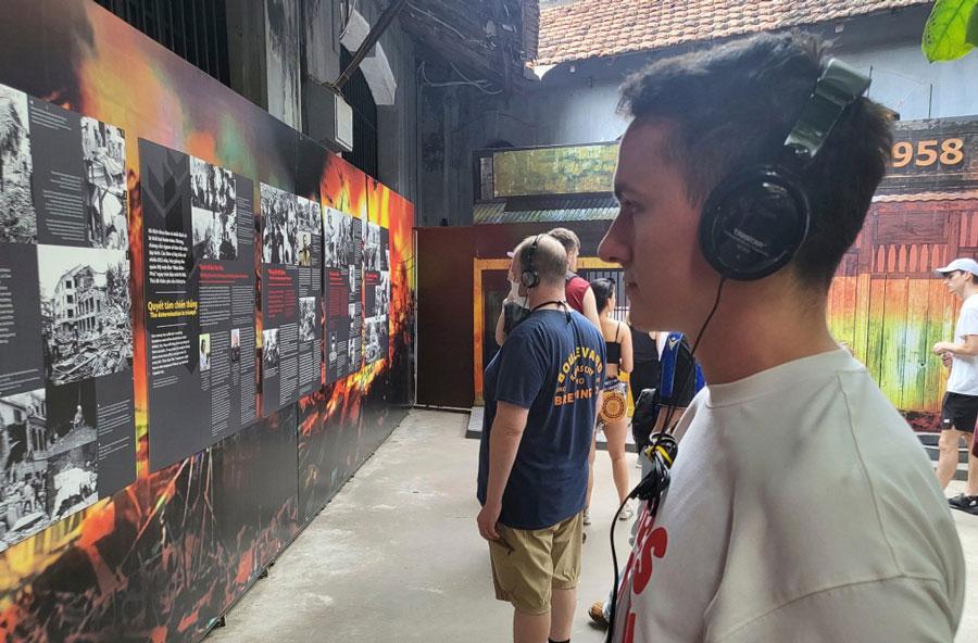 Nhà tù Hoả Lò - điểm đến lịch sử hút giới trẻ kỳ nghỉ lễ