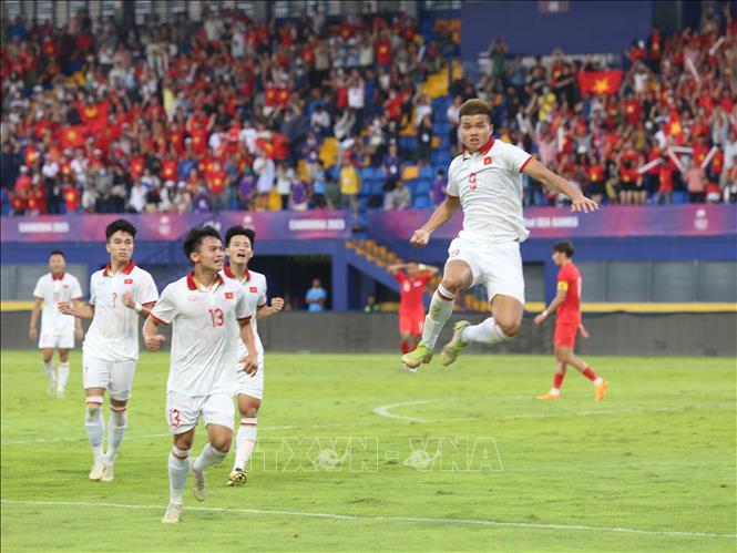 SEA Games 32: U22 Việt Nam thắng thuyết phục U22 Singapore