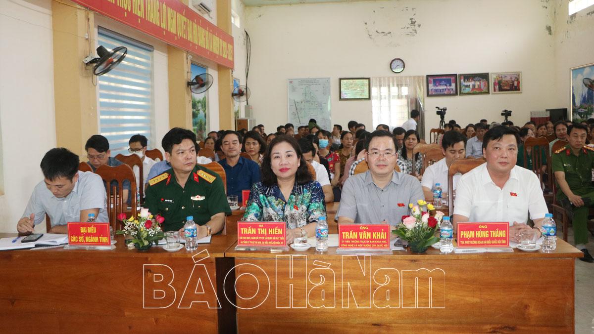 Đại biểu Quốc hội tỉnh tiếp xúc cử tri xã Liêm Thuận