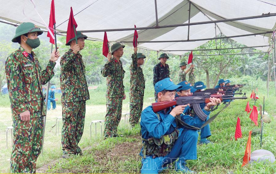 Chiến sĩ “sao vuông” Duy Tiên đua tài