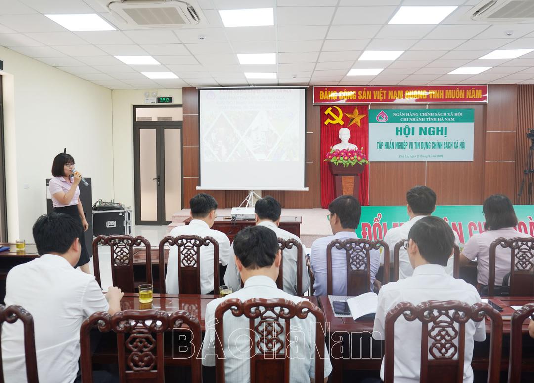 Ngân hàng CSXH tập huấn nghiệp vụ tín dụng chính sách cho cán bộ kiêm nhiệm