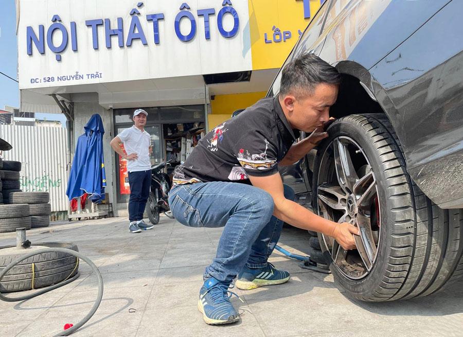 Bỏ túi các 'bí kíp' giúp tránh nổ lốp ô tô khi trời nắng nóng