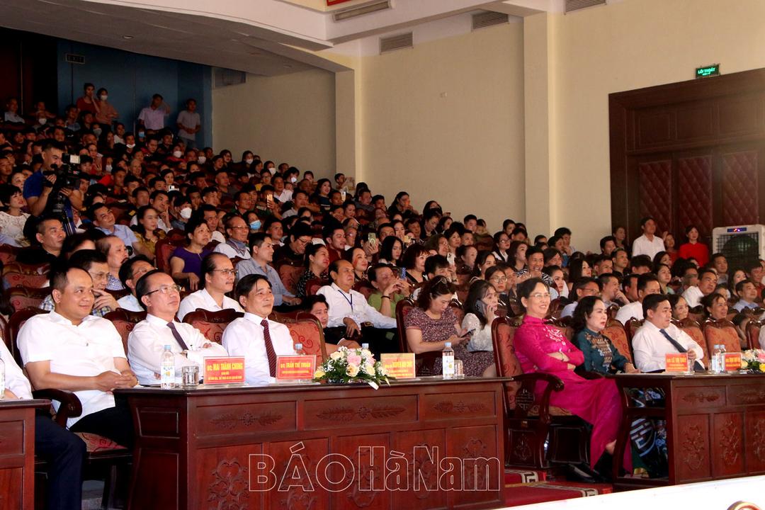 Bế mạc Liên hoan các trích đoạn hay nghệ thuật sân khấu toàn quốc năm 2023